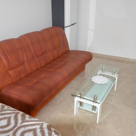Studio Apartman Kata Prvic Sepurine Exterior foto